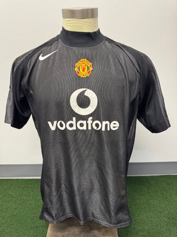 Manchester United 2004/05 Tim Howard #1 Goalkeeper Shirt | Retro Screamers