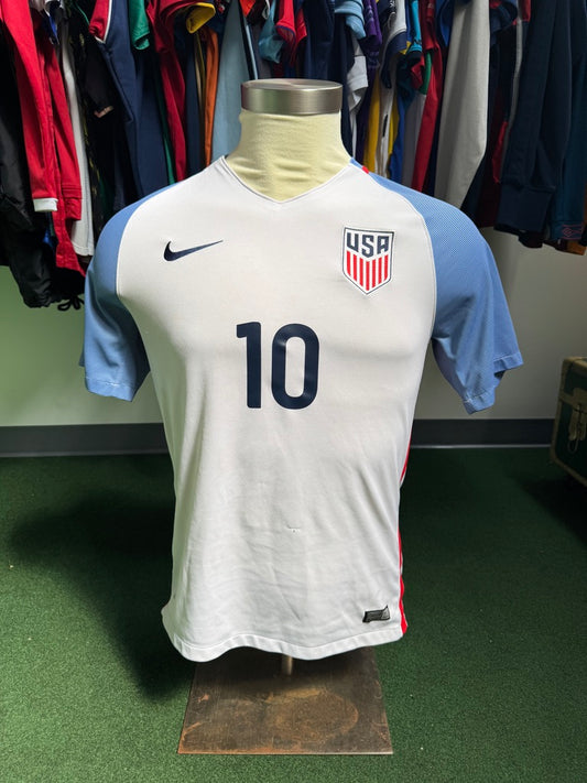 USA 2016/17 Christian Pulisic #10 Home Shirt | Retro Screamers