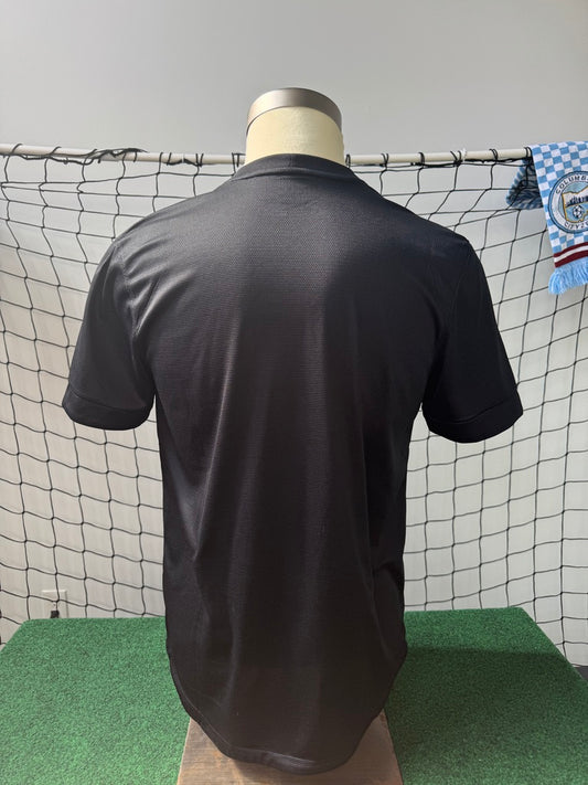 Netherlands 2012 Away Shirt - L