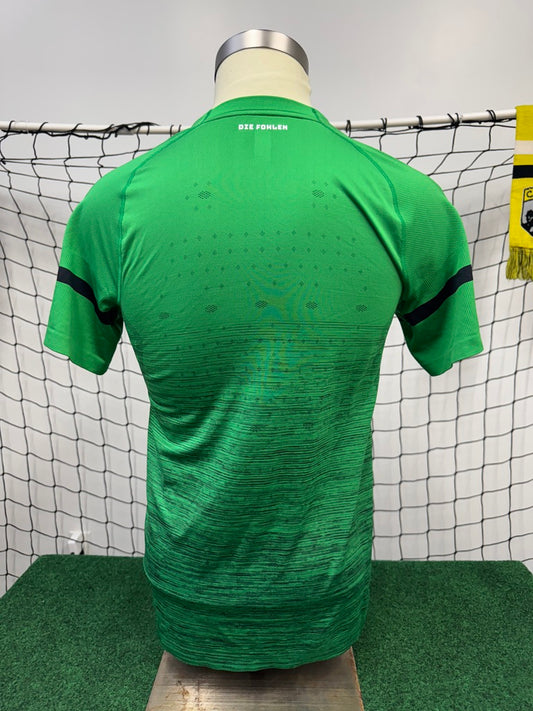 Borussia Monchengladbach 2018 Player Issue 3rd Shirt - M