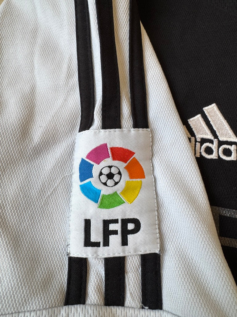 Real Madrid 2001 Zidane #5 Away Shirt - M