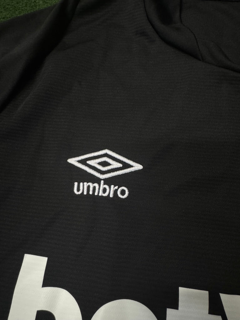 West Ham United 2022 Away Shirt - L
