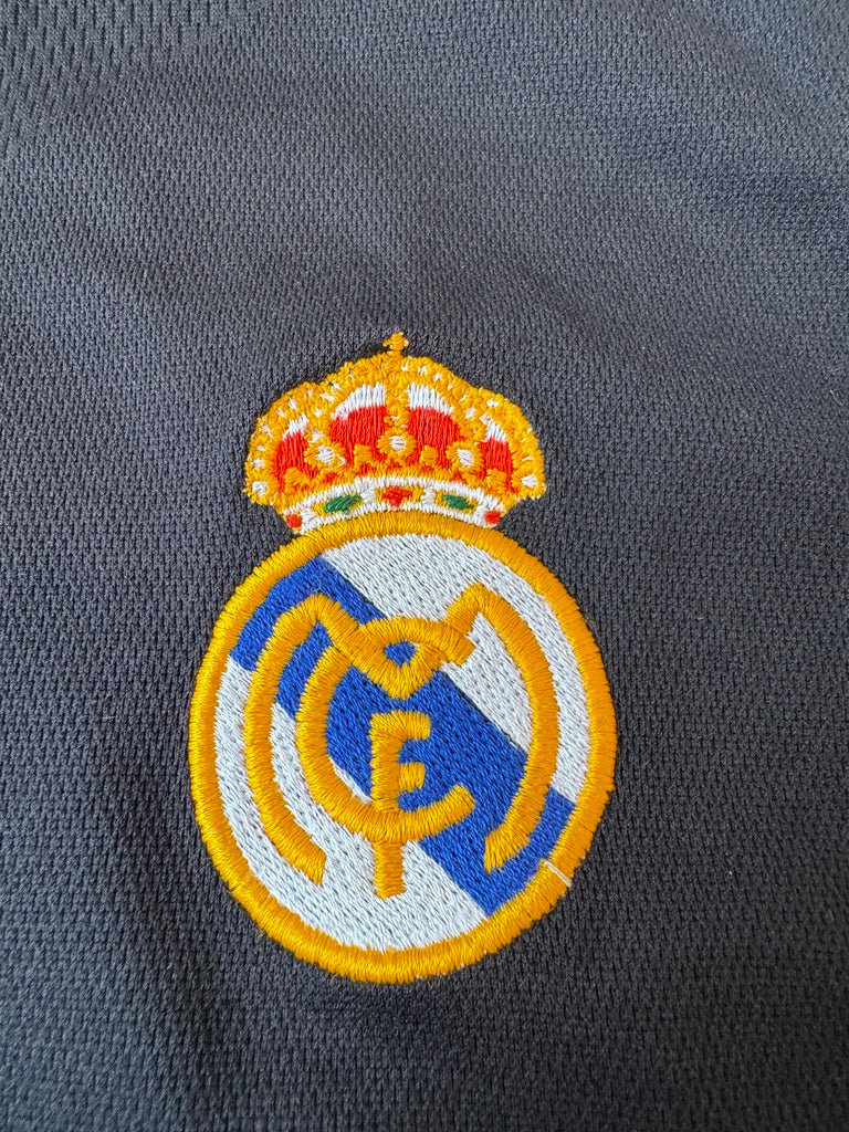 Real Madrid 2001 Zidane #5 Away Shirt - M