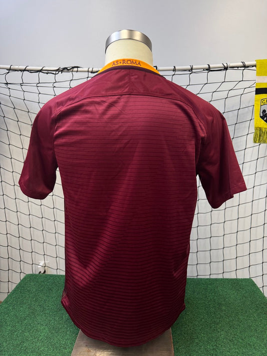 Roma 2016/17 Home | Retro Screamers