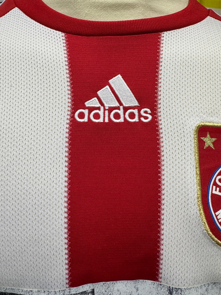 Bayern Munich 2010 Home Shirt - L