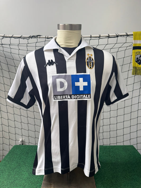 Juventus 1999/00 Filippo Inzaghi #9 Home Shirt | Retro Screamers