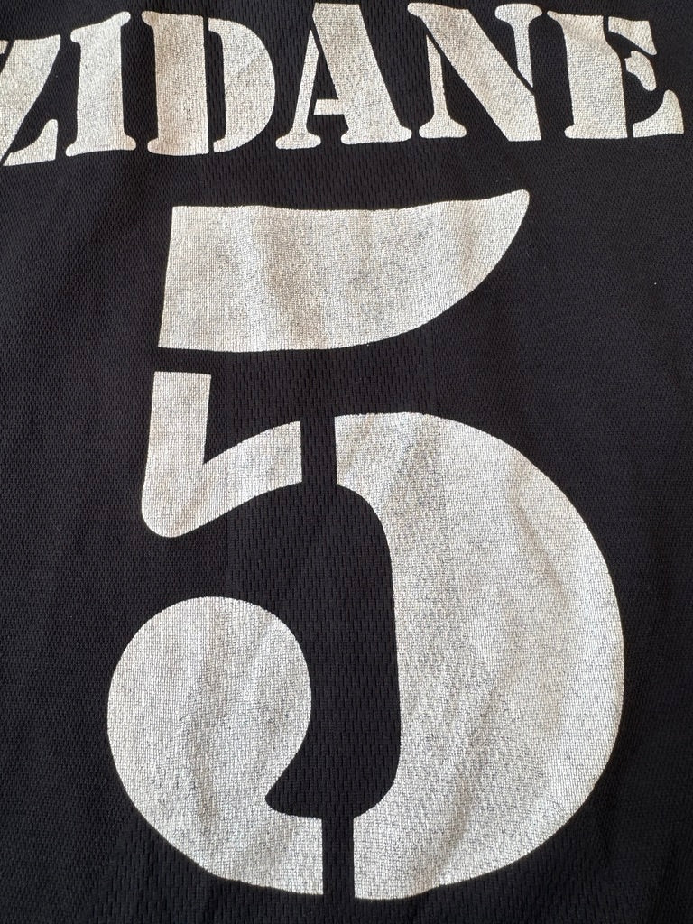 Real Madrid 2001 Zidane #5 Away Shirt - M