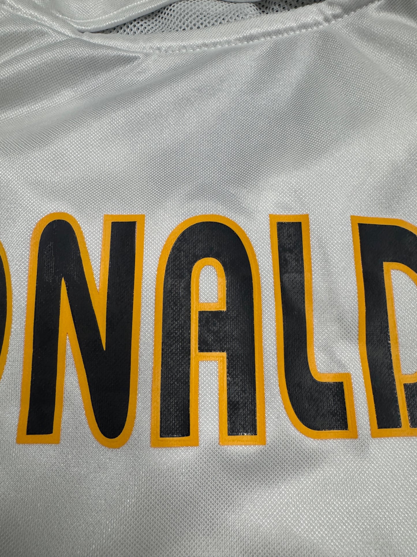 Real Madrid 2004 Ronaldo #9 Home Shirt - L
