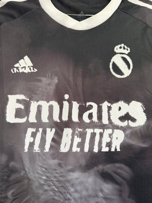 Real Madrid X Human Race Pharrell Williams 2021/22 Shirt - M