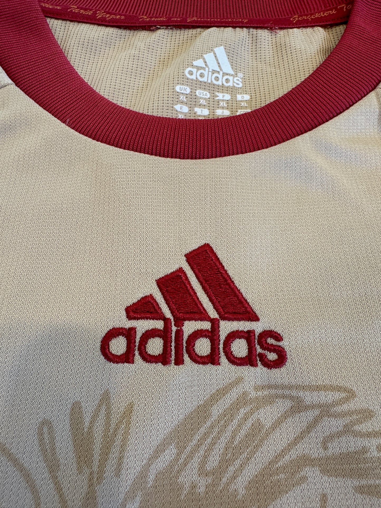 Galatasaray 2010 Away Shirt - XL