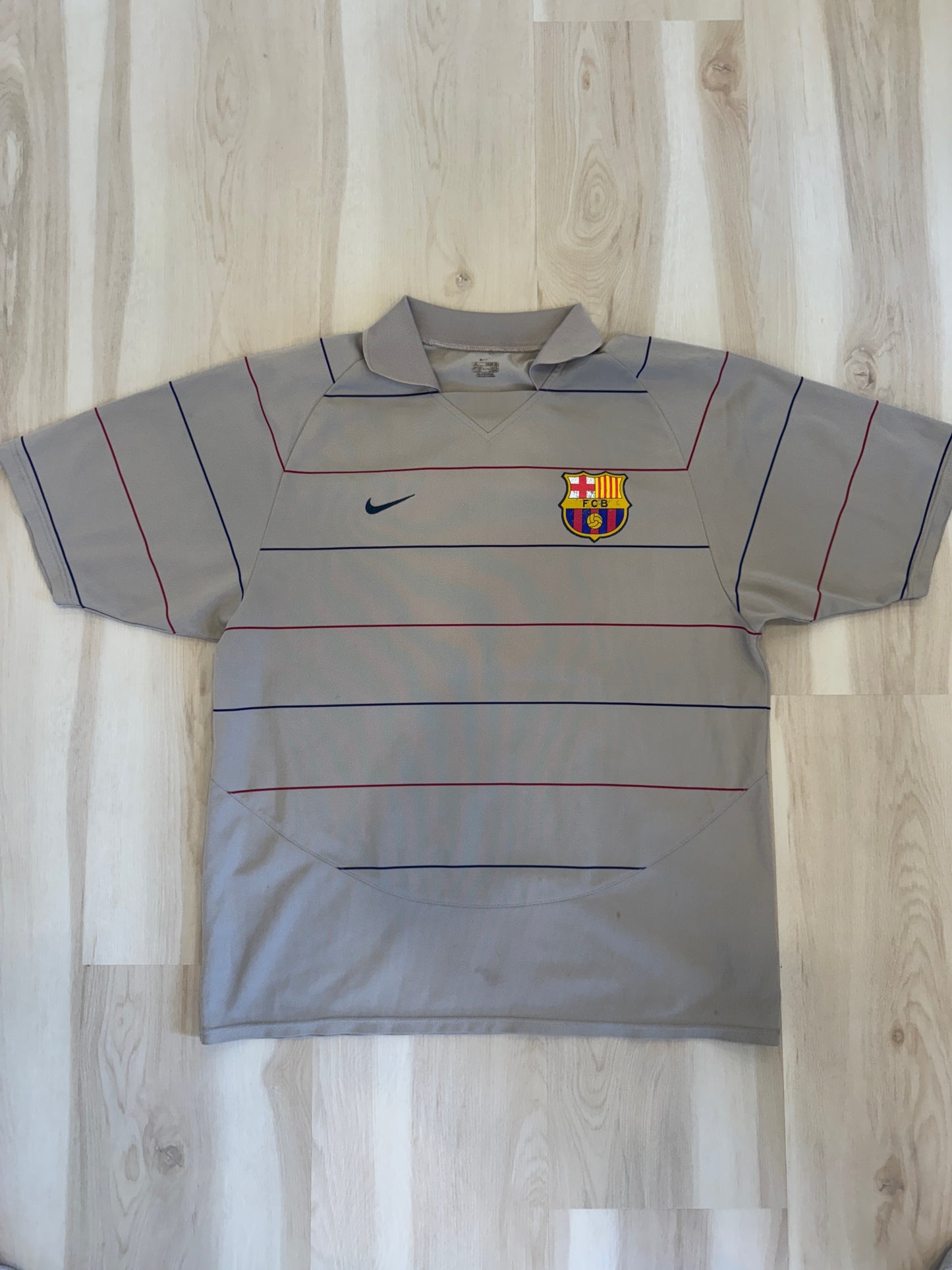 Barcelona 2003 Ronaldinho #10 Away Shirt - L