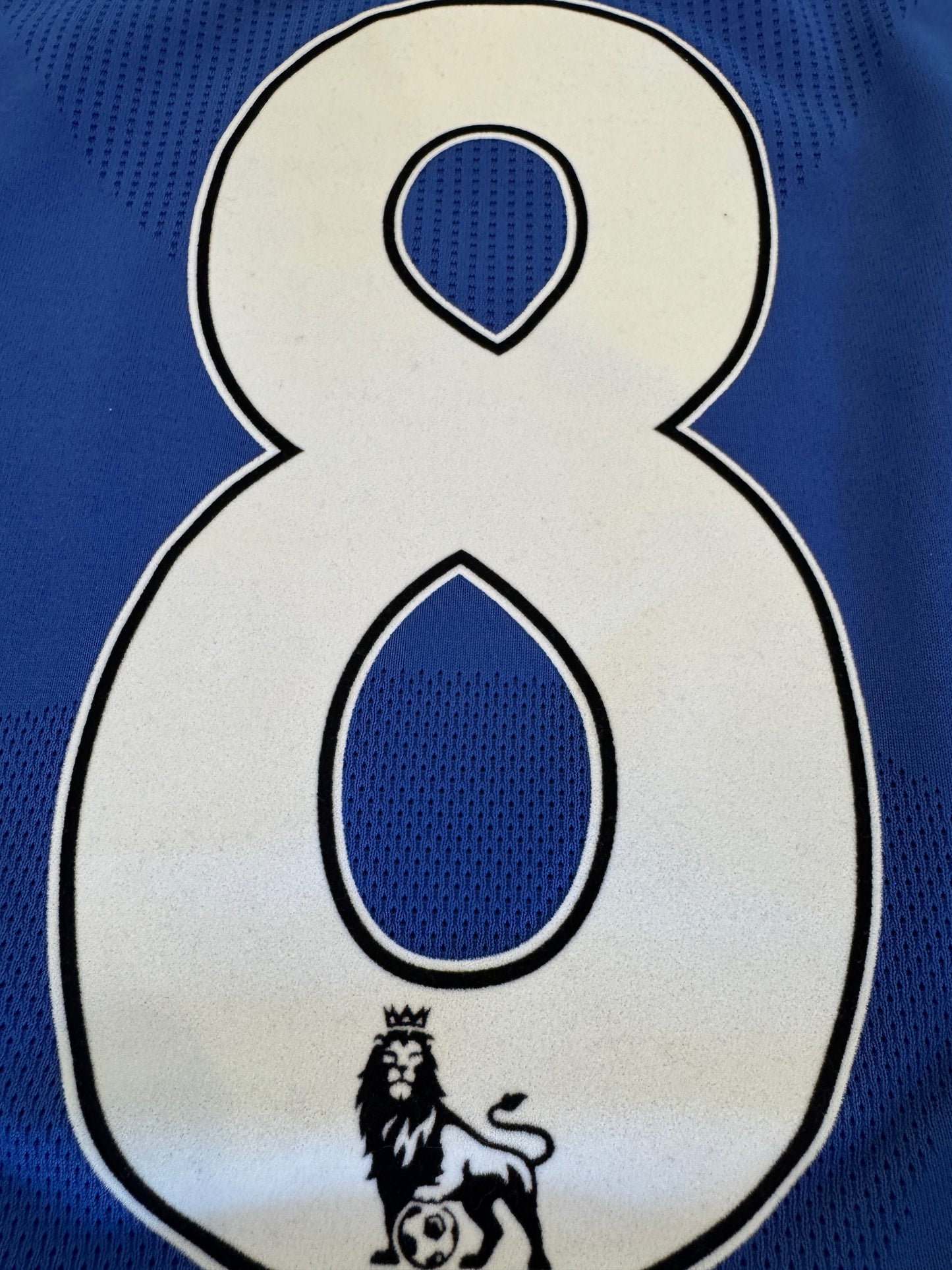Chelsea 2010 Lampard #11 Home Shirt w/ Patches - L