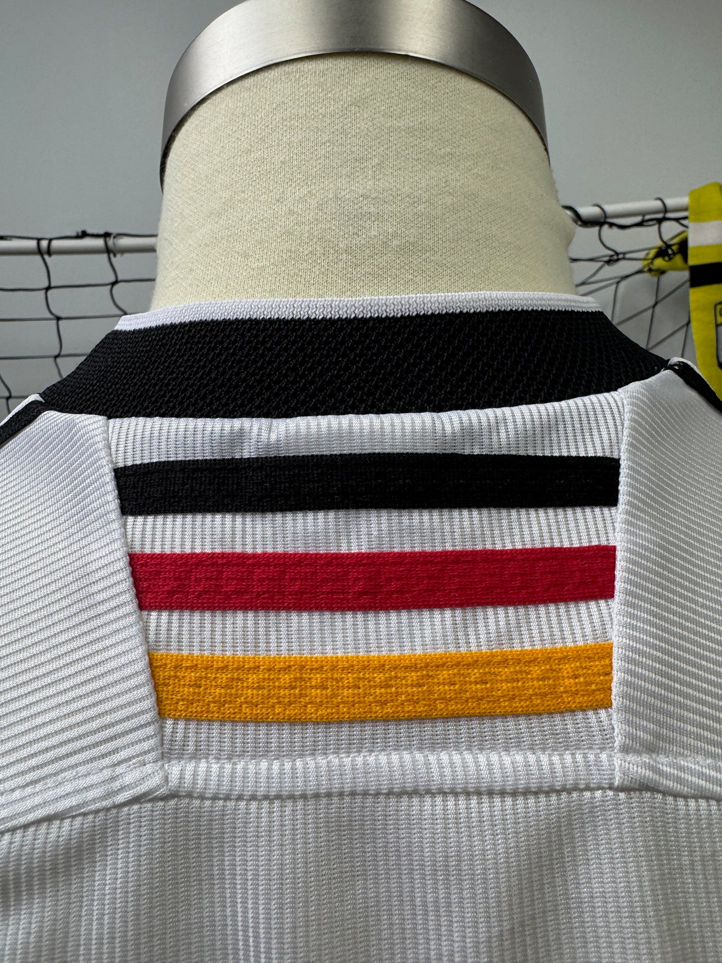 Germany 1998 Home - L