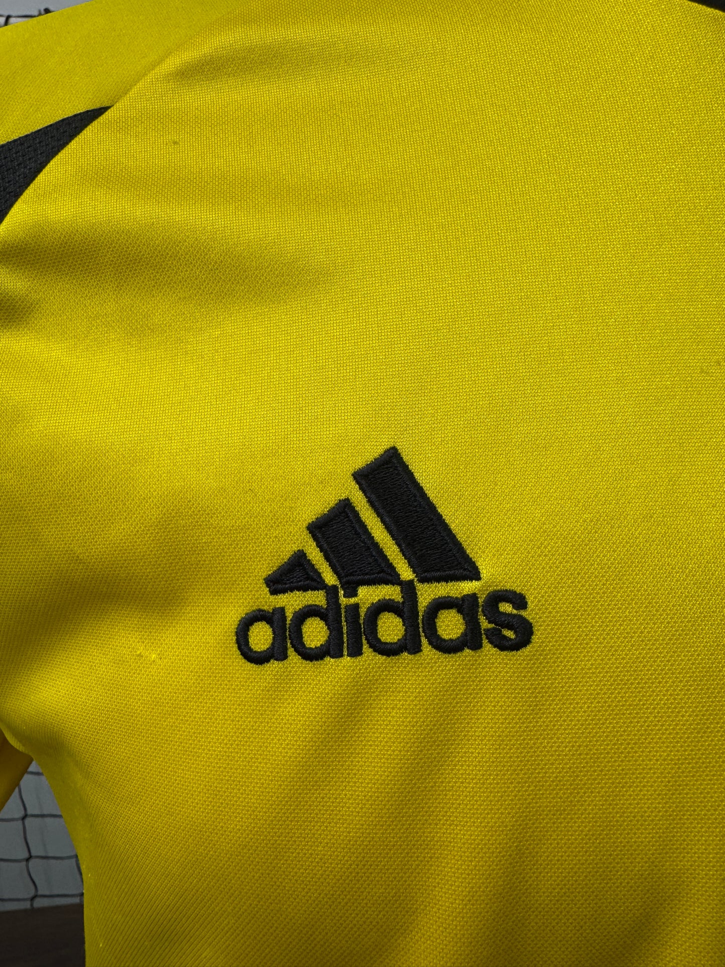 Columbus Crew 2002 Home - M