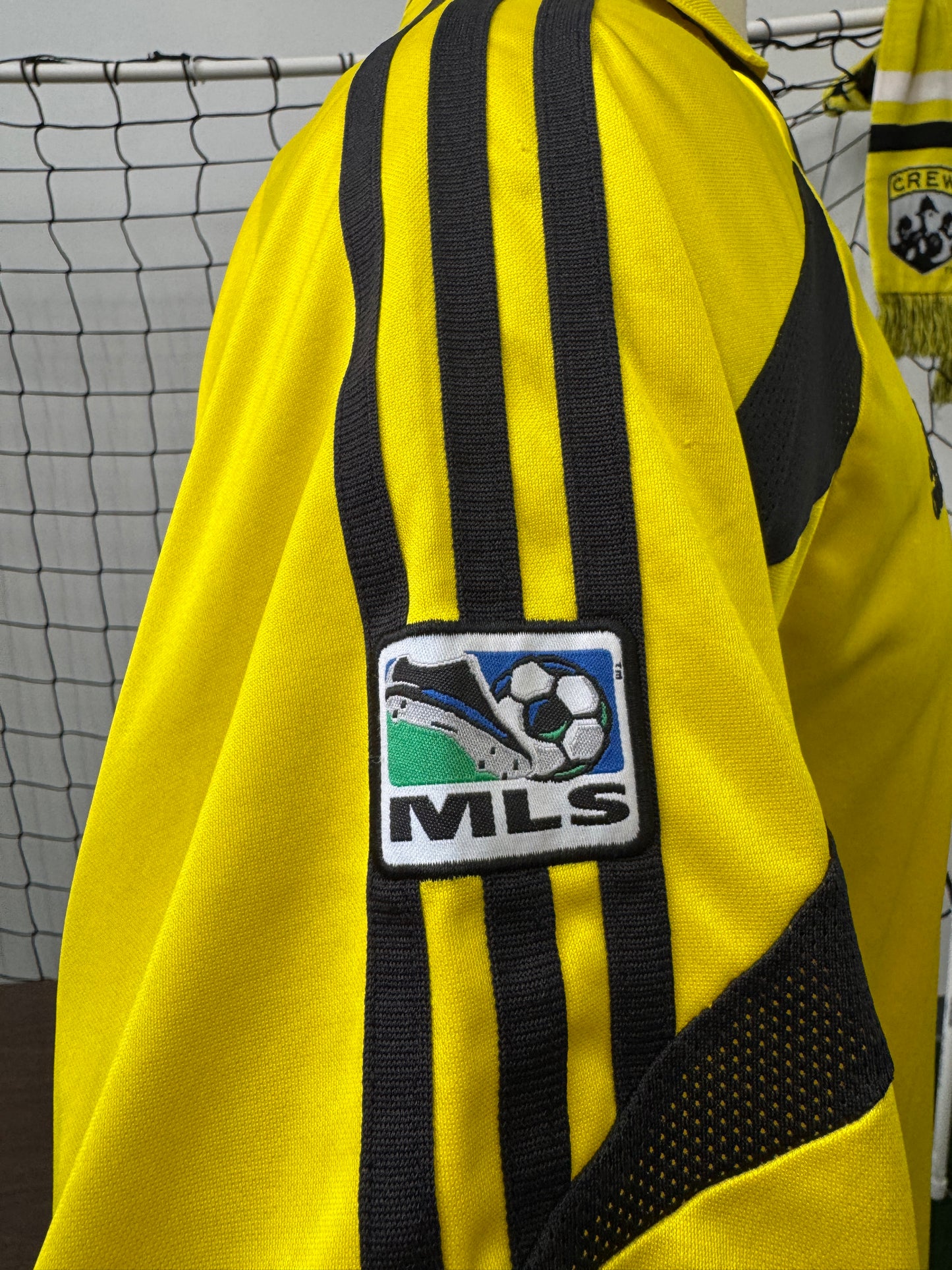 Columbus Crew 2002 Home - M