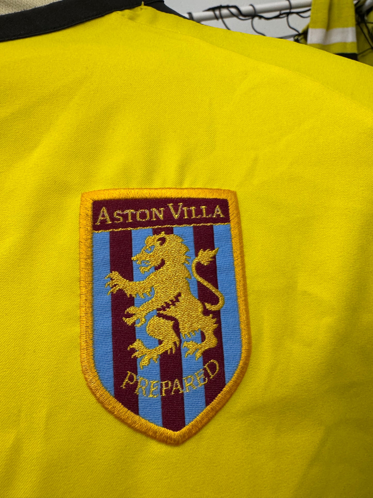 Aston Villa 2003 Away - L