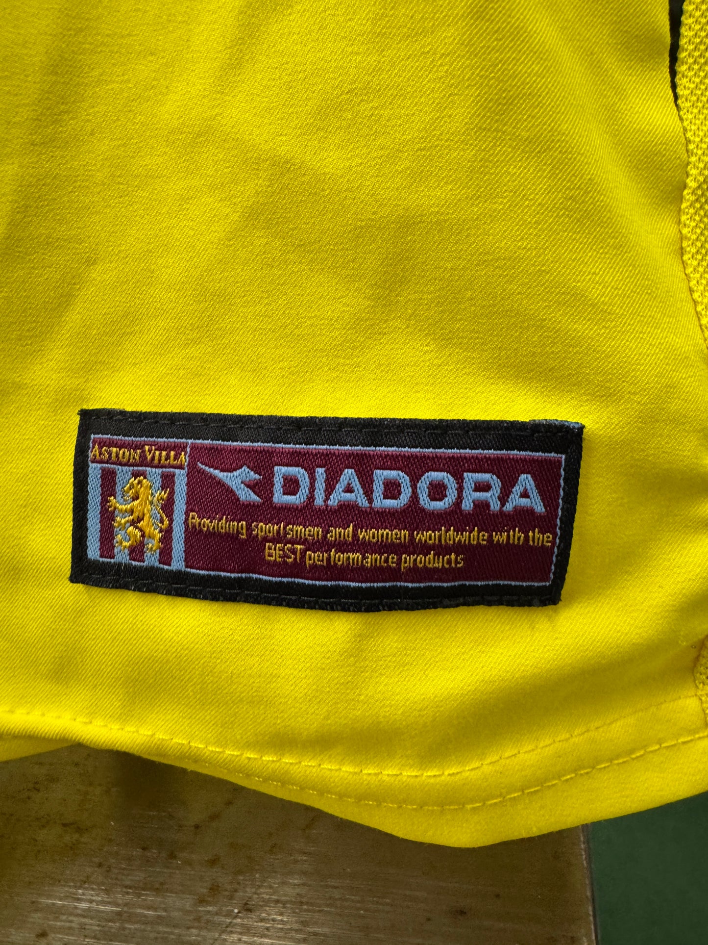 Aston Villa 2003 Away - L