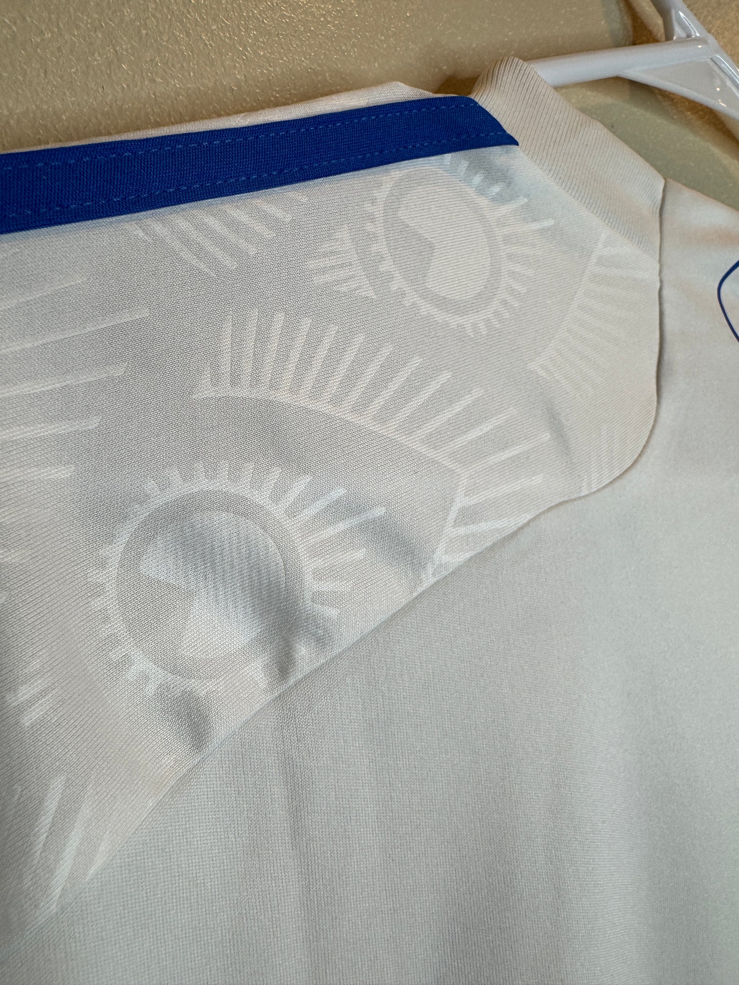 Leeds United 2023 Home Shirt - M