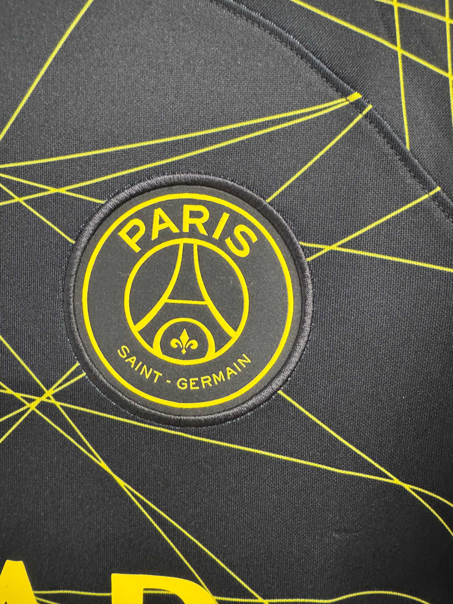 PSG 2023 Mbappe #7 4th shirt BNWT - M