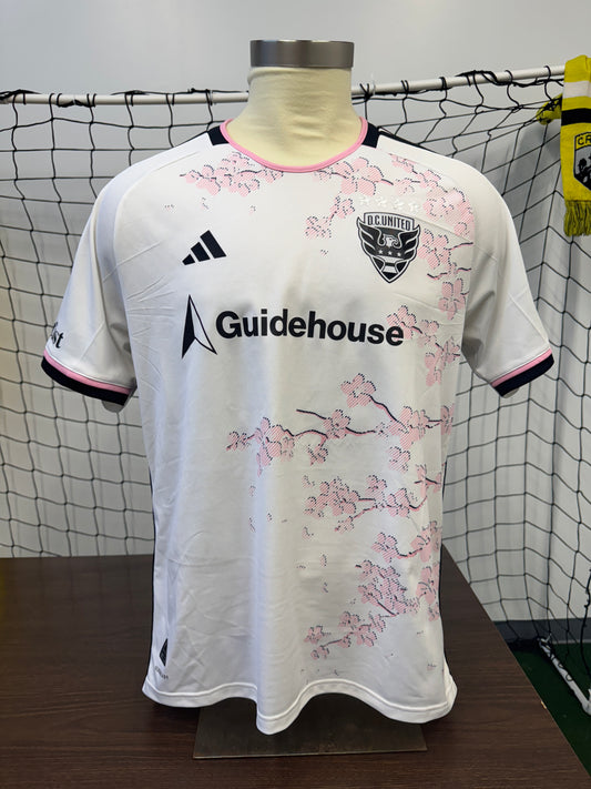 DC United 2023 Away Shirt - XL