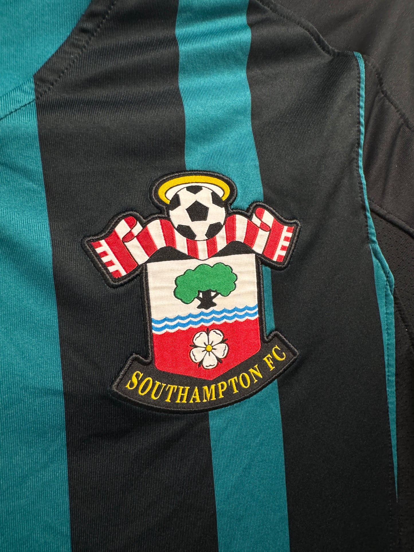 Southampton 2017 Away Shirt - M