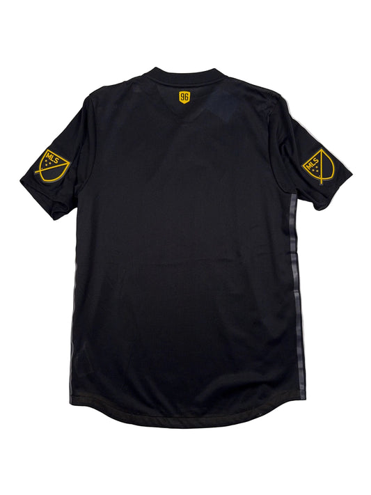 Columbus Crew 2018/19 Away Shirt - L