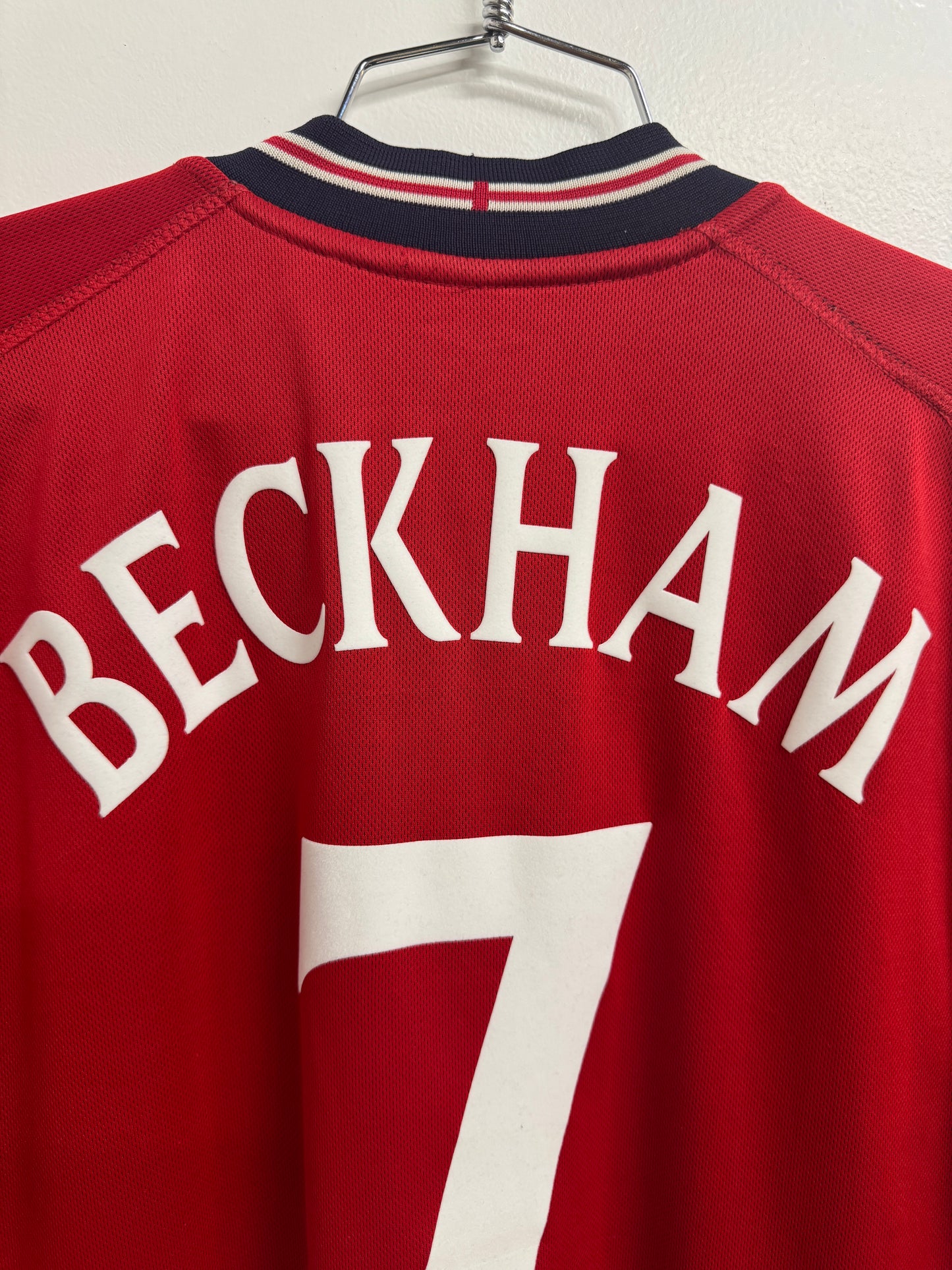 England 2002 Beckham #7 Home Reversible - L