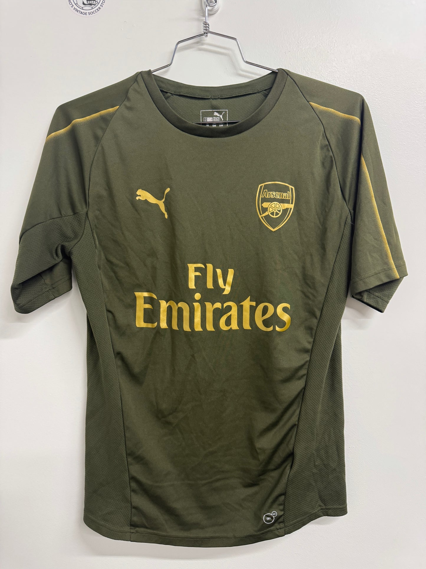 Arsenal 2017 Training Shirt - M
