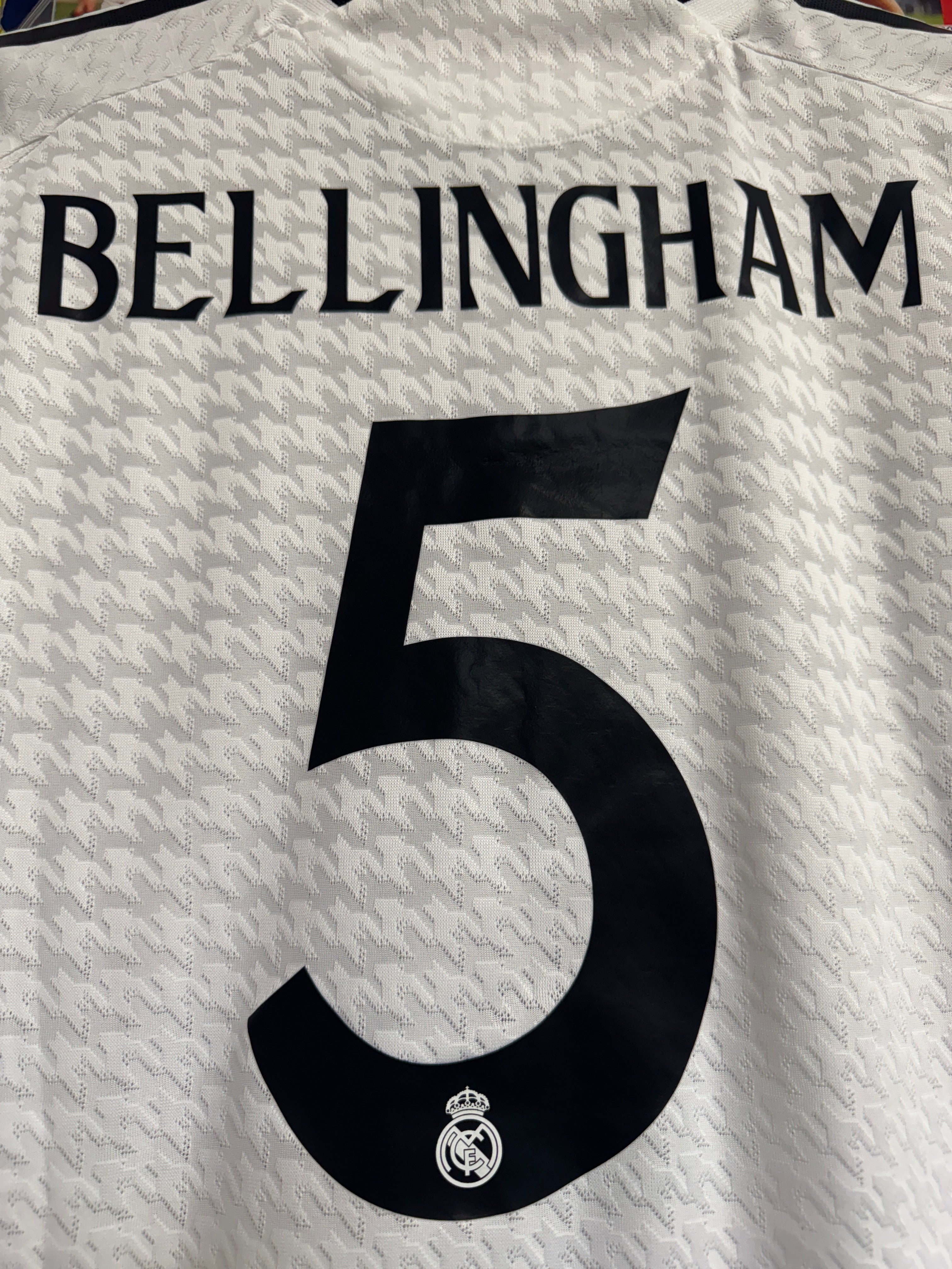 Real Madrid 2024/25 Jude Bellingham #5 Home Shirt | Retro Screamers