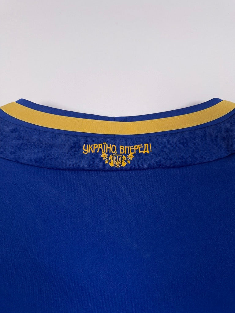 Ukraine 2012/14 Away Shirt - XL