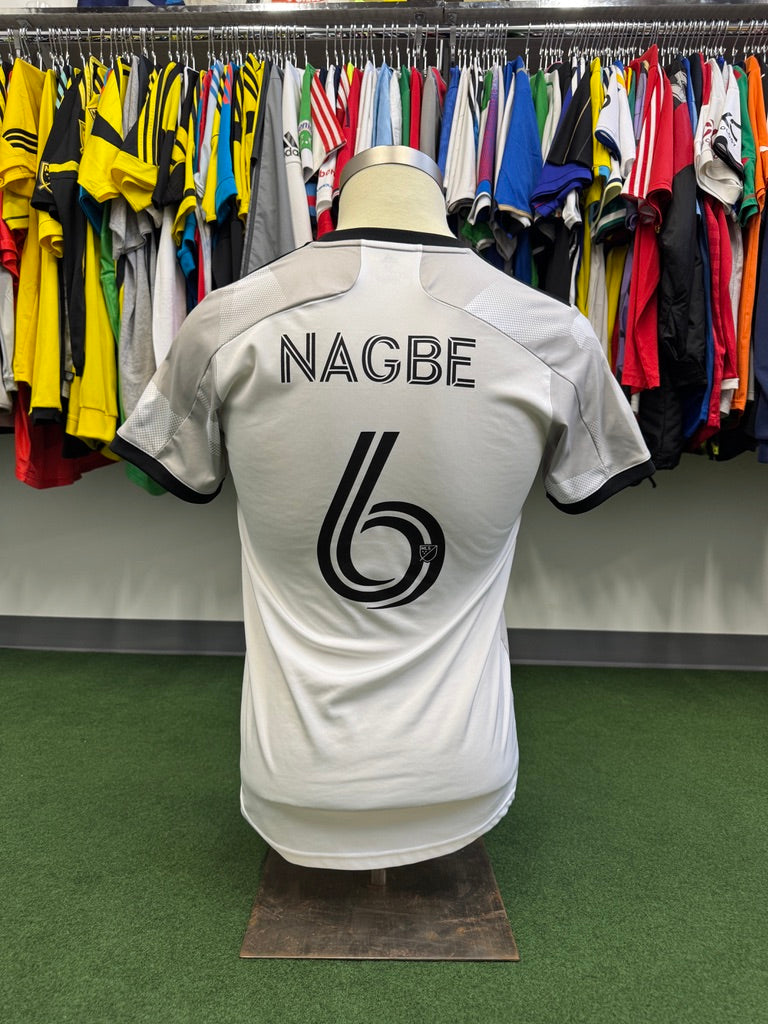 Columbus Crew 2021/22 Darlington Nagbe #6 Home Shirt | Retro Screamers
