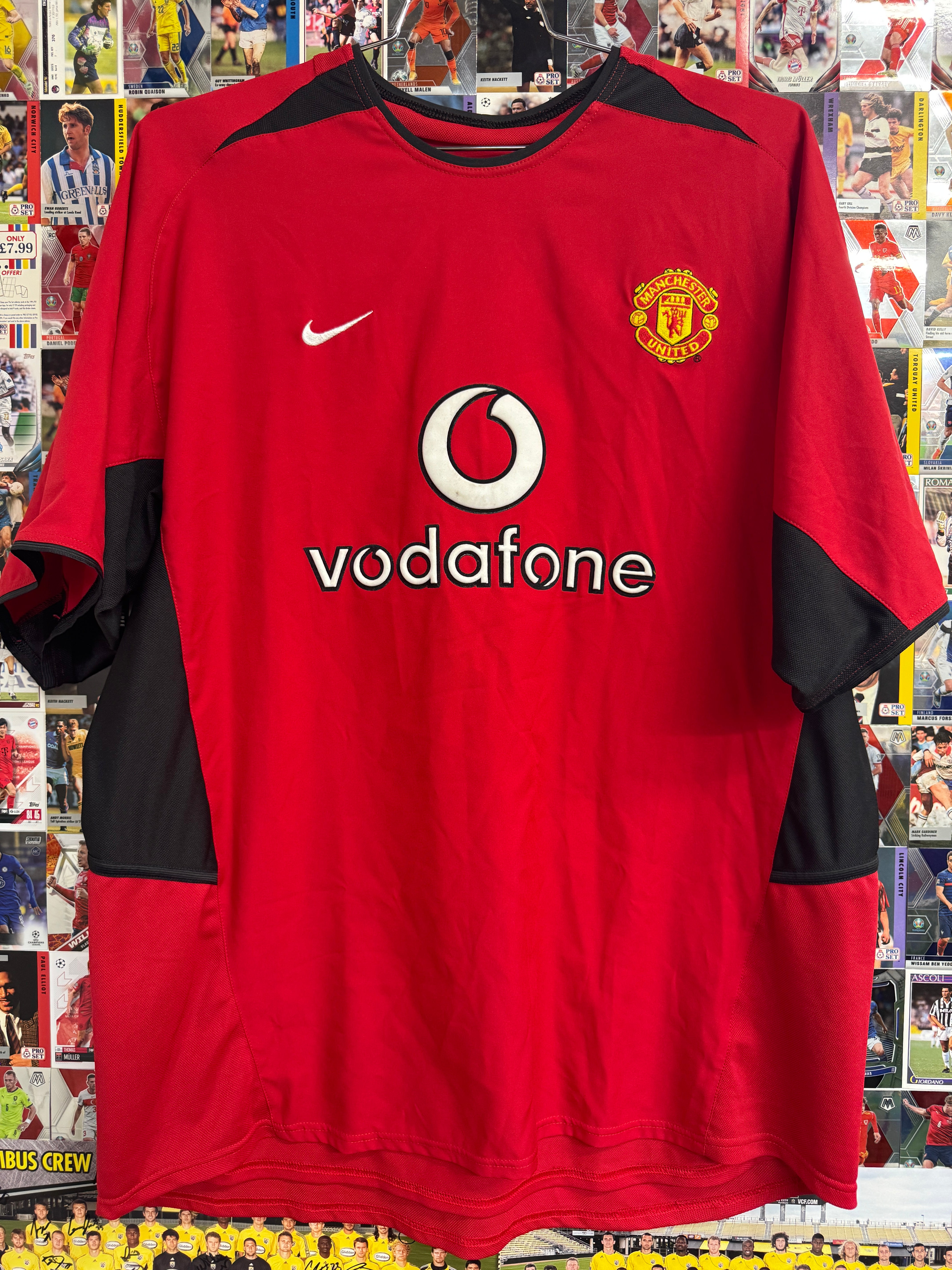 Manchester United 2003/04 Cristiano Ronaldo #7 Home Shirt | Retro Screamers
