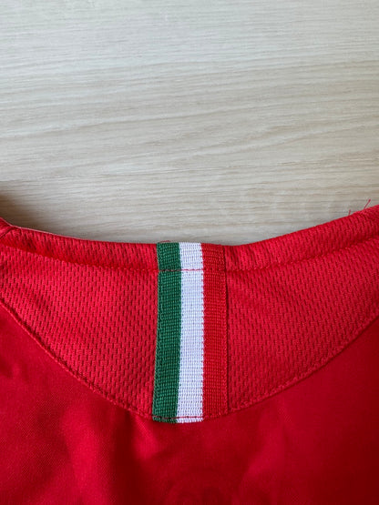 Juventus 2005 Away Shirt - M