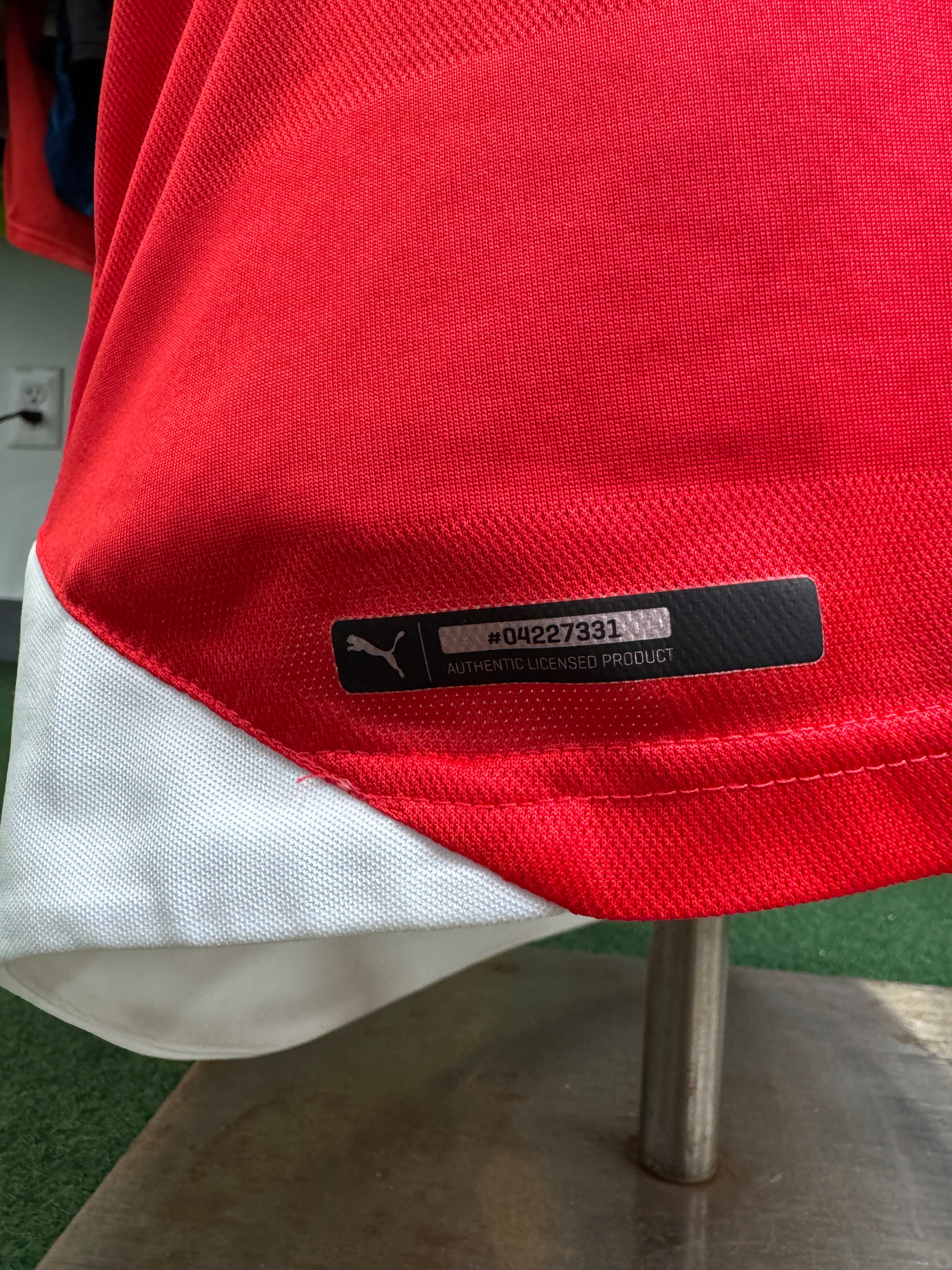 Arsenal 2015/16 Home Shirt | Retro Screamers
