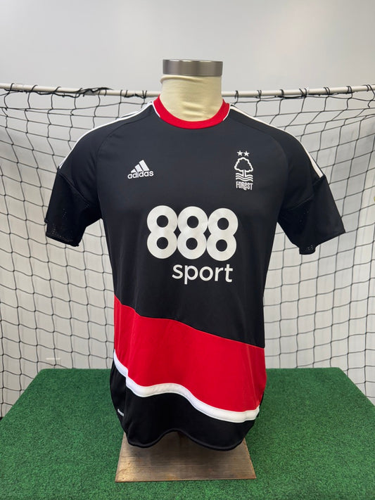 Nottingham Forest 2016/17 Away | Retro Screamers