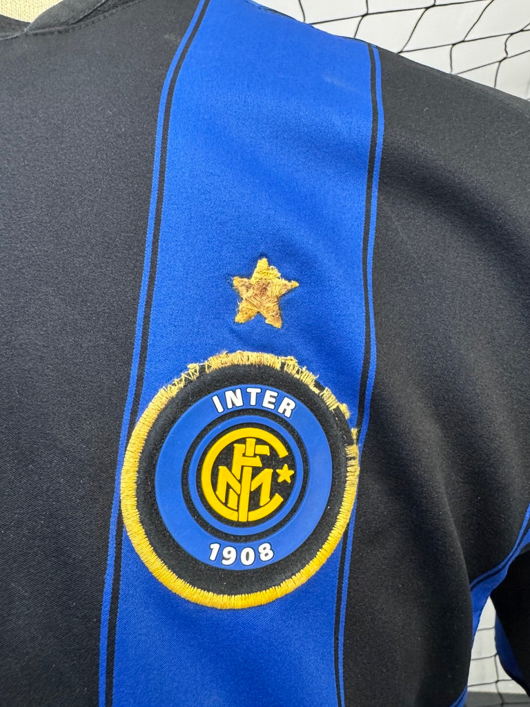 Inter Milan 2003/04 Adriano #10 Home | Retro Screamers