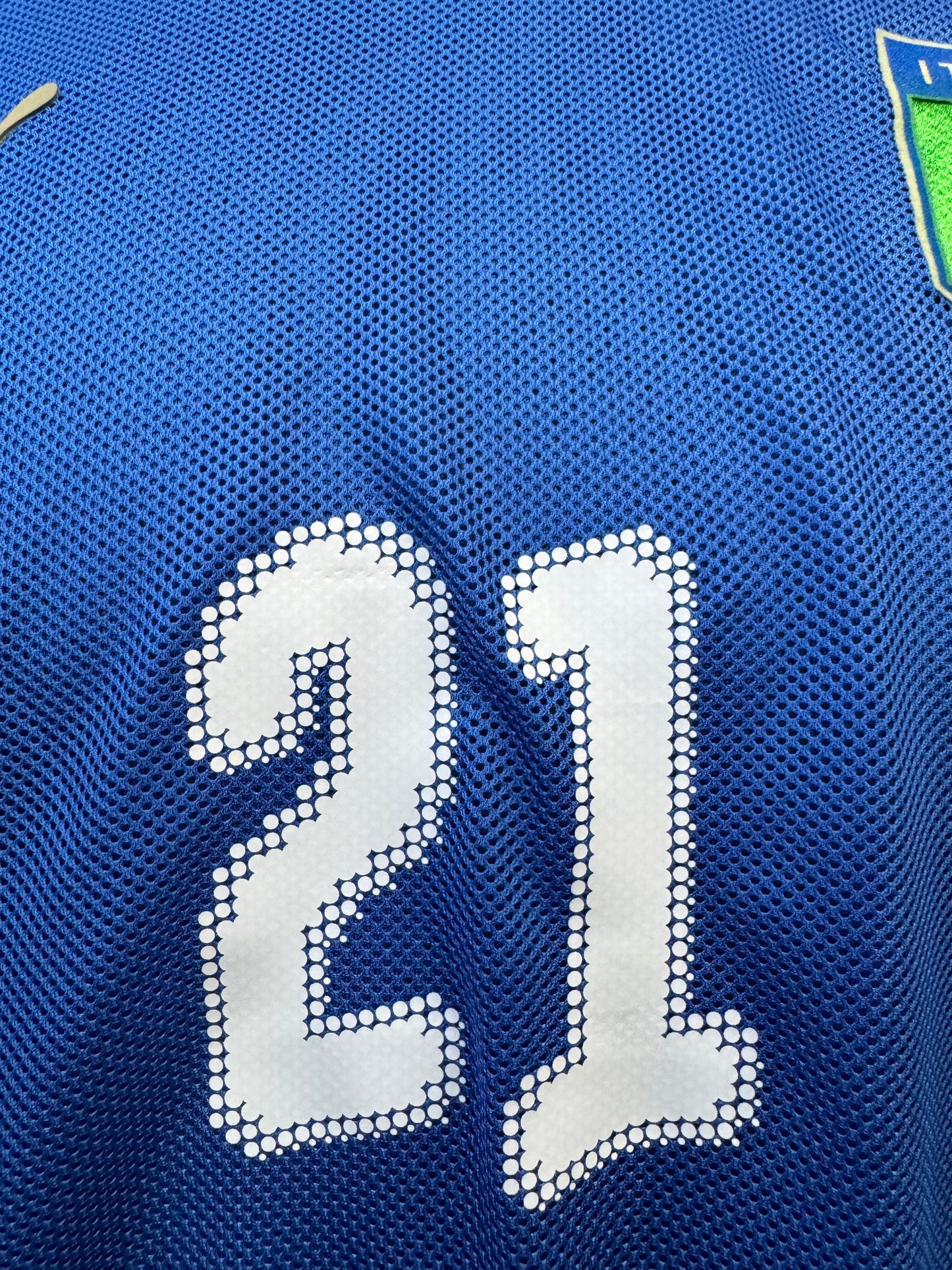 Italy 2008 Pirlo #21 Home w/ Euro 2008 patches - L