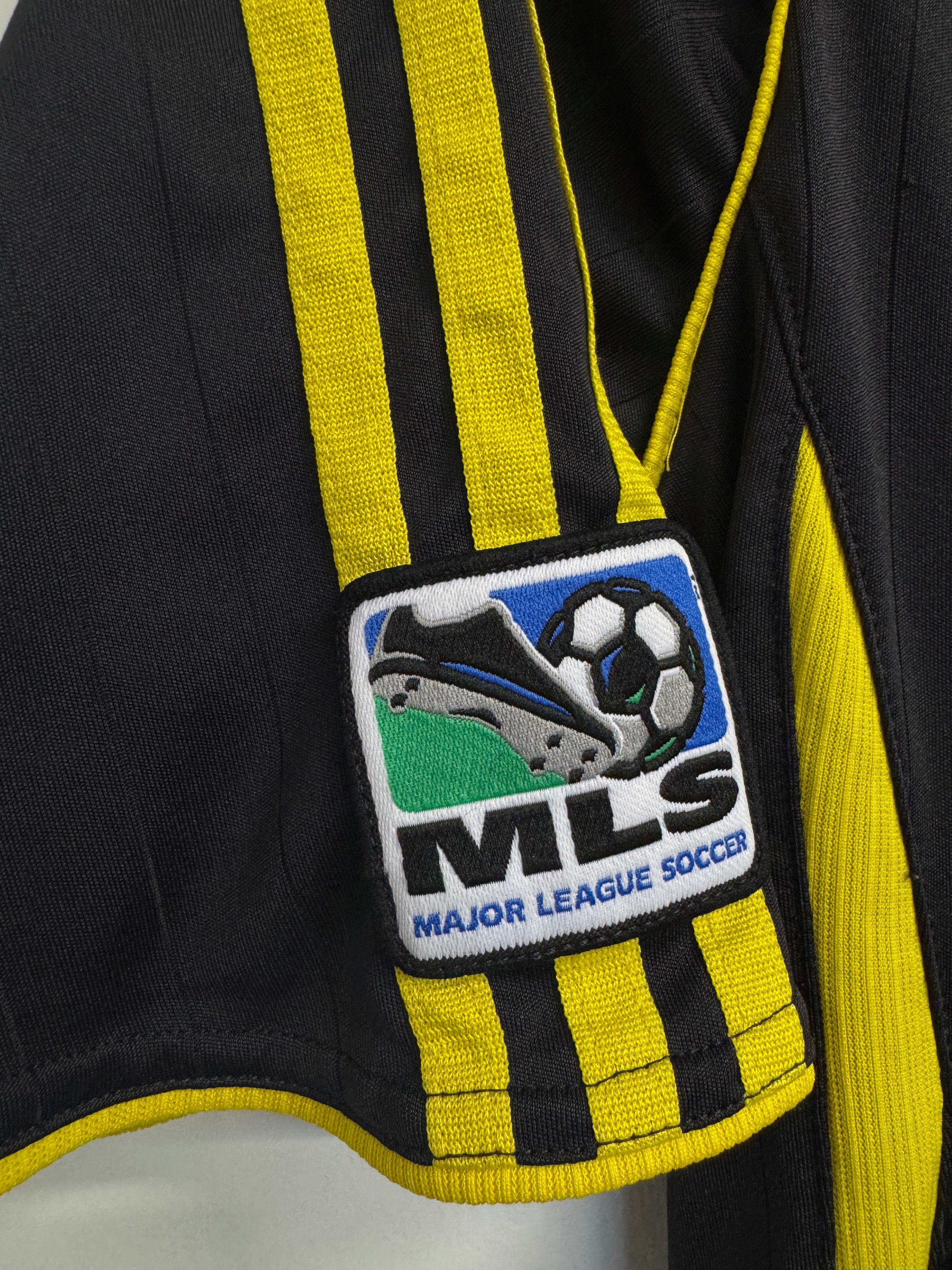 Columbus Crew 2006/08 Away Shirt | Retro Screamers