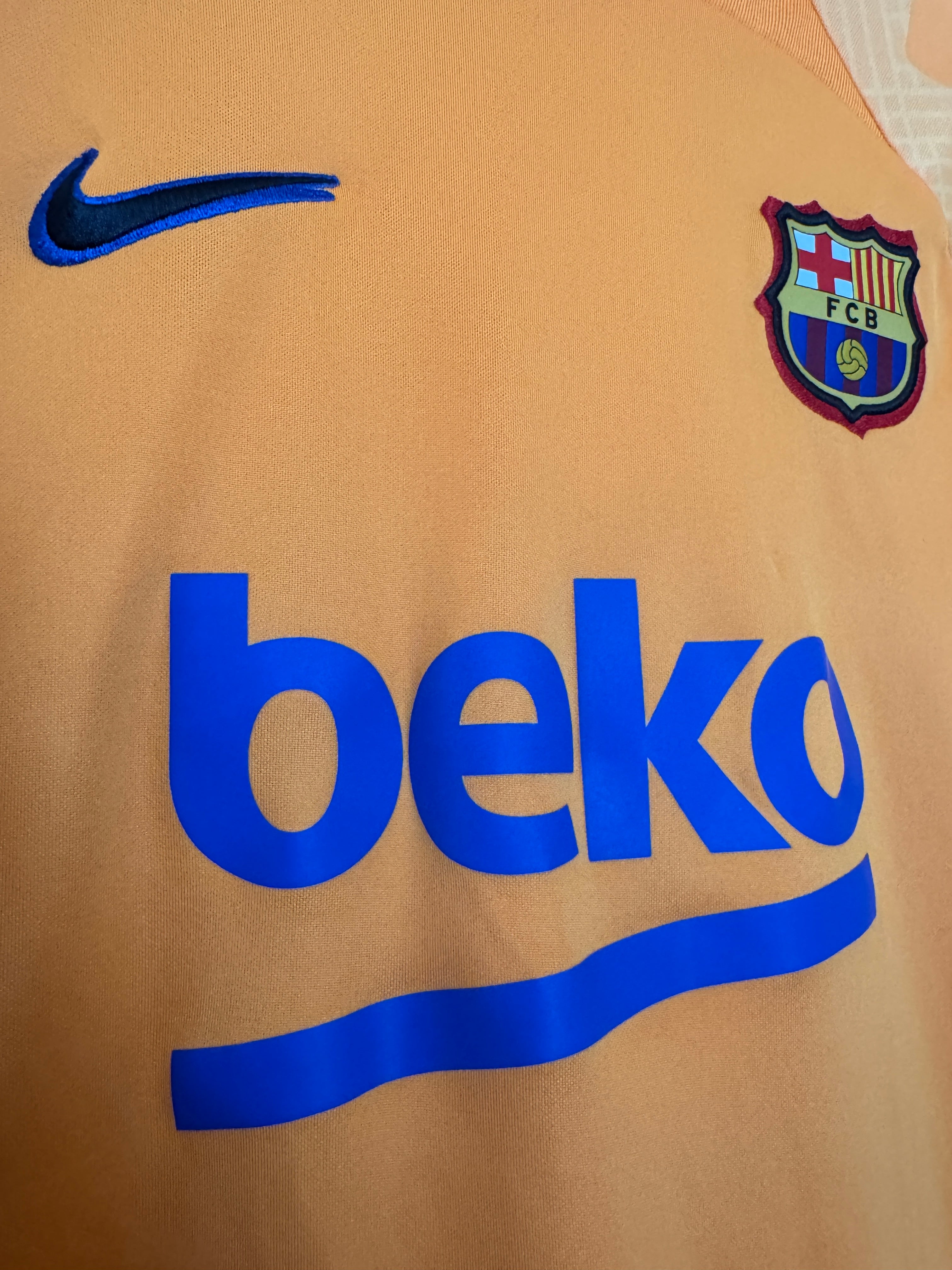 Barcelona 2022 Pre-Match Shirt - M