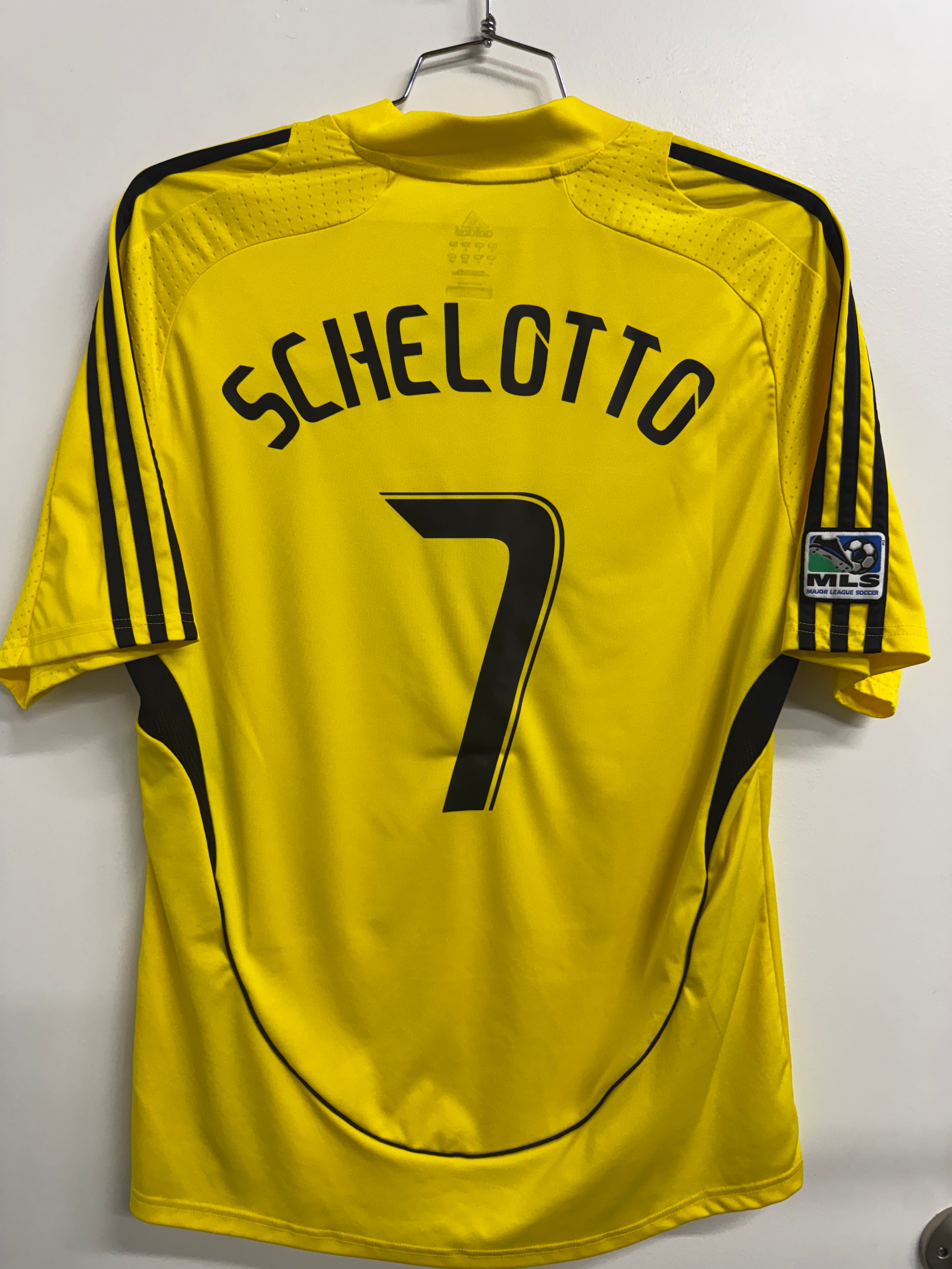 Columbus Crew 2008/10 Guillermo Barros Schelotto #7 Home Shirt | Retro Screamers