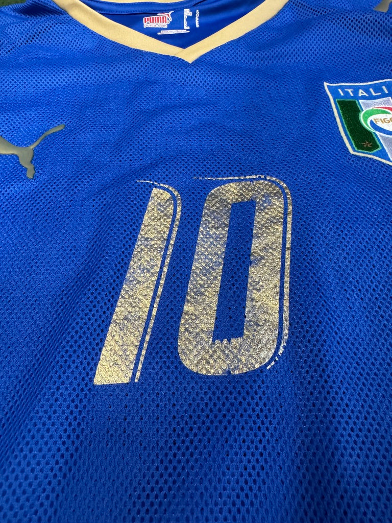 Italy 2007/08 Francesco Totti #10 Home Shirt | Retro Screamers