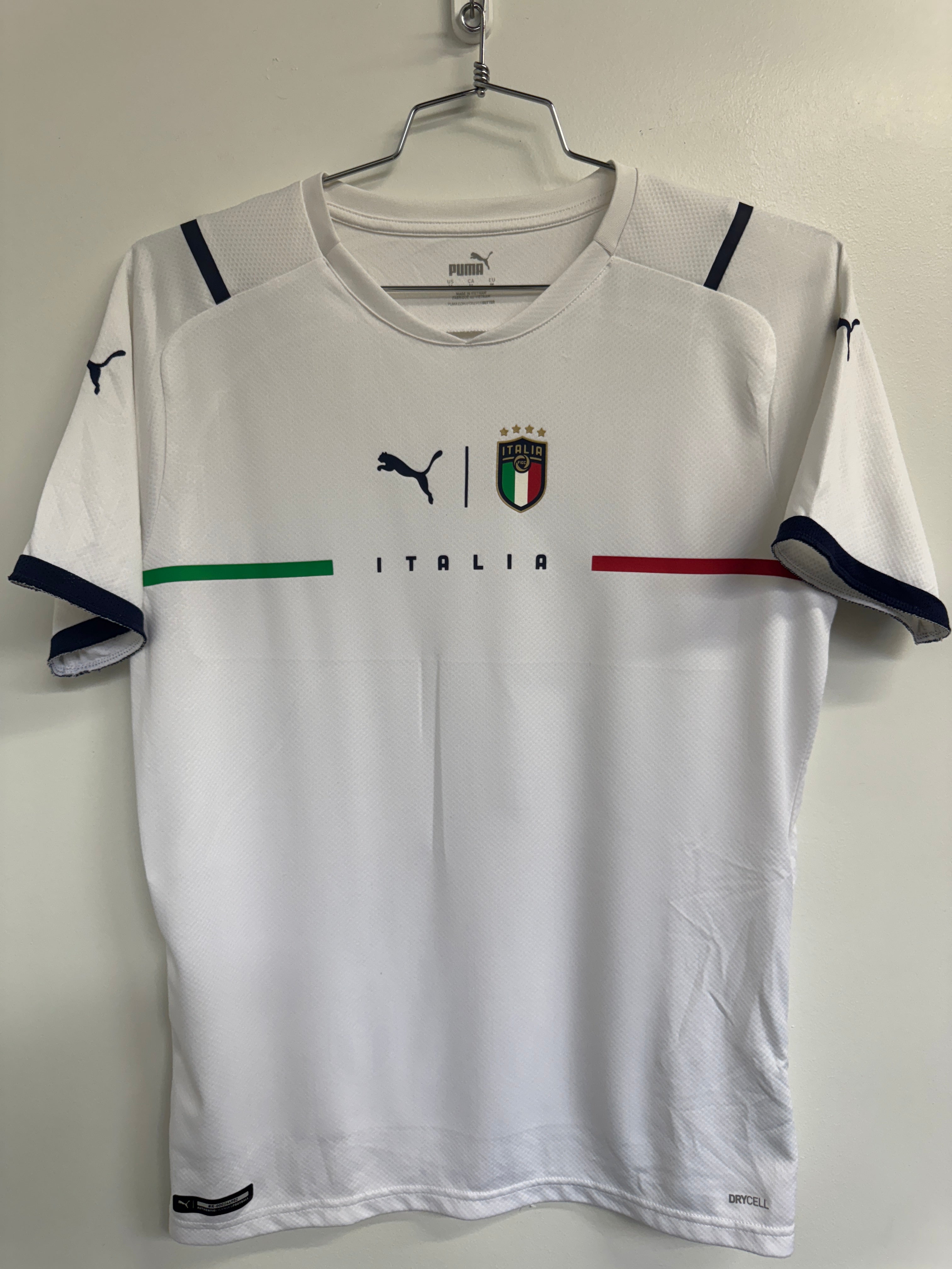 Italy 2020/21 Away Shirt | Retro Screamers