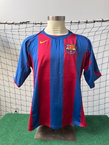 Barcelona 2004/05 Home Shirt | Retro Screamers