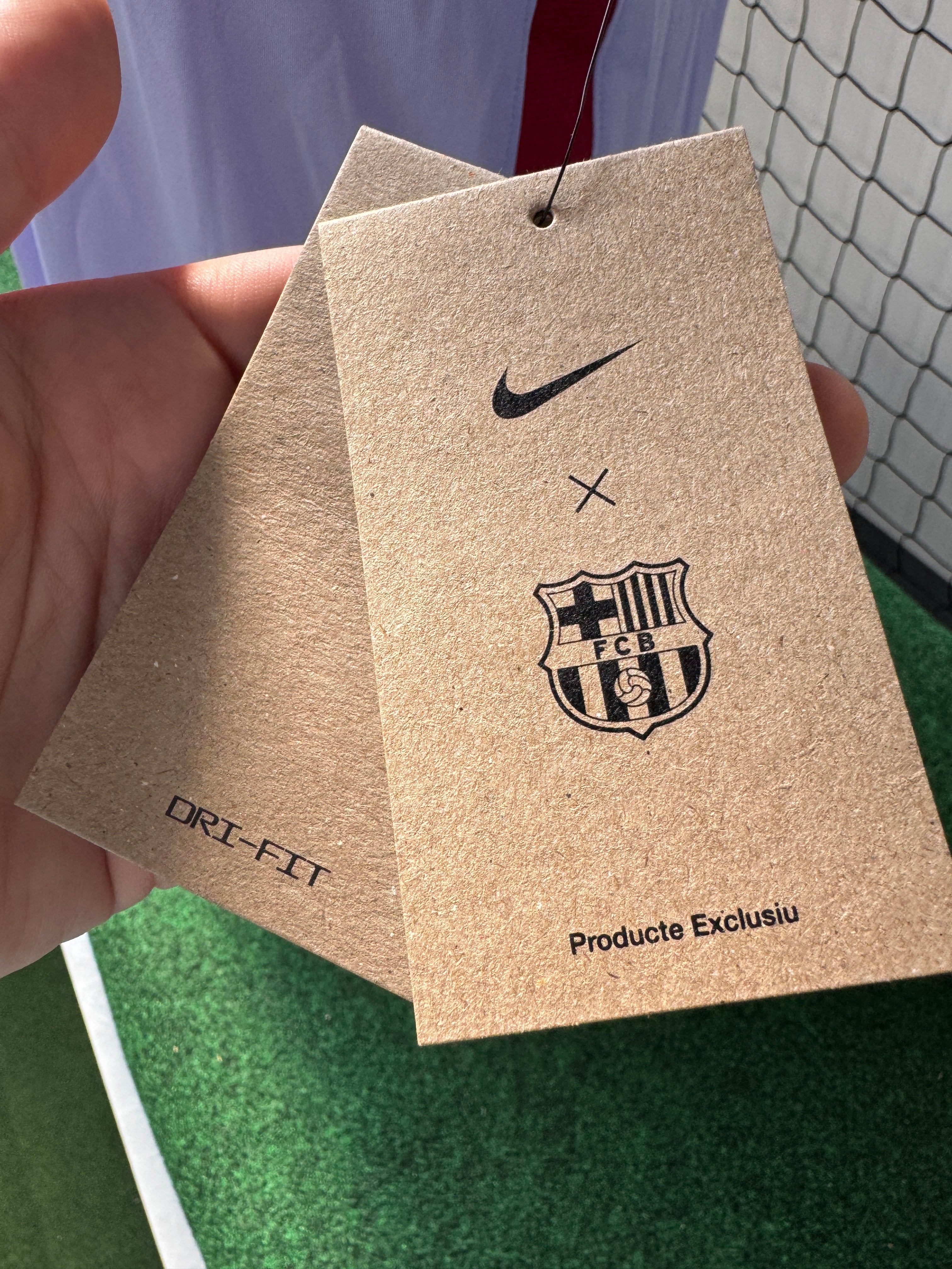 Barcelona 2021/22 Lionel Messi #10 Away Shirt | Retro Screamers