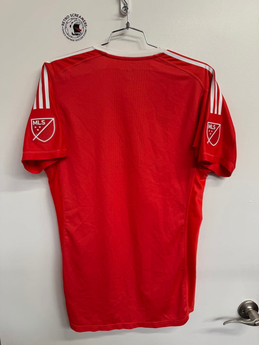 Columbus Crew 2017/18 Player Issue Goalkeeper Shirt - XL (Size 8) | Retro Screamers