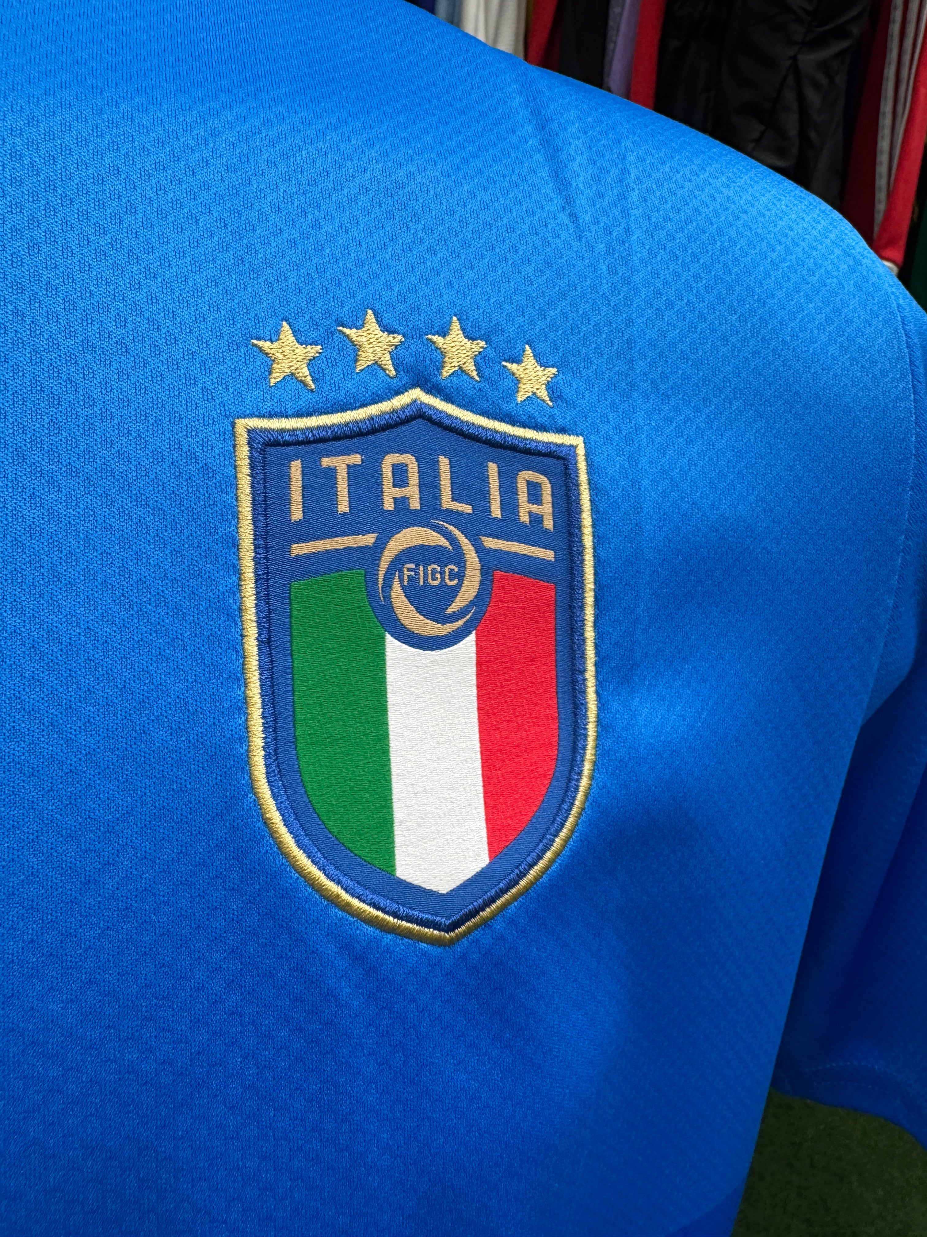 Italy 2022/23 Home Shirt | Retro Screamers
