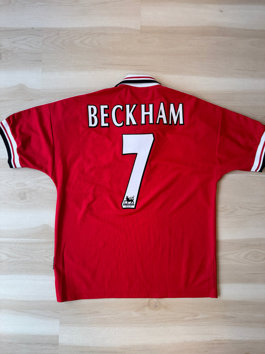 Manchester United 1998/00 David Beckham #7 Home Shirt | Retro Screamers