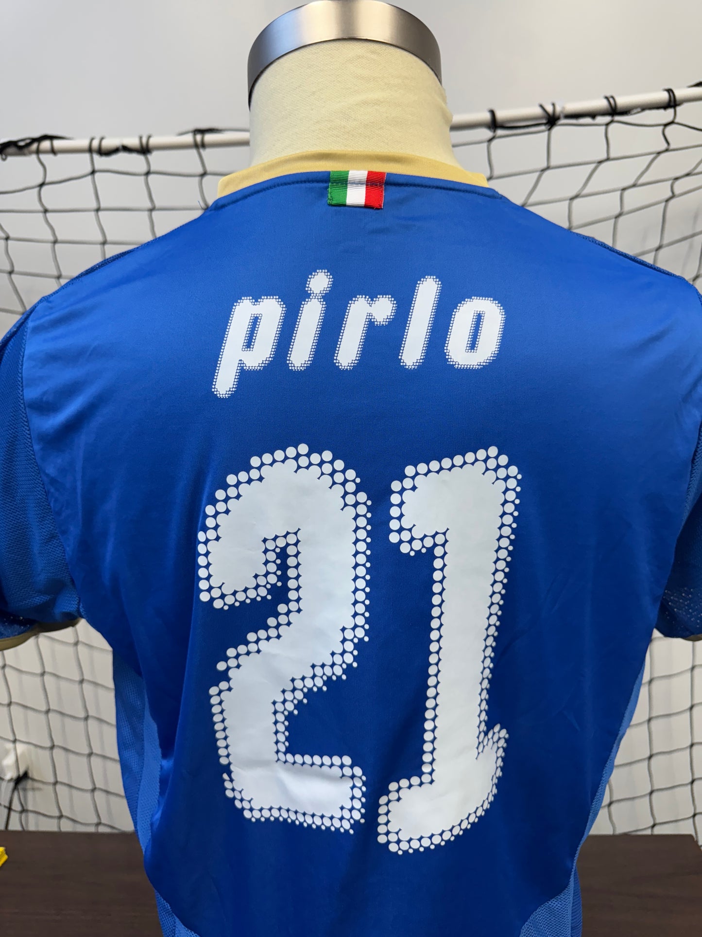 Italy 2008 Pirlo #21 Home w/ Euro 2008 patches - L