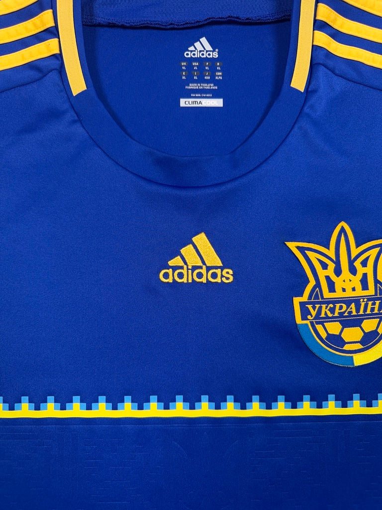 Ukraine 2012/14 Away Shirt - XL