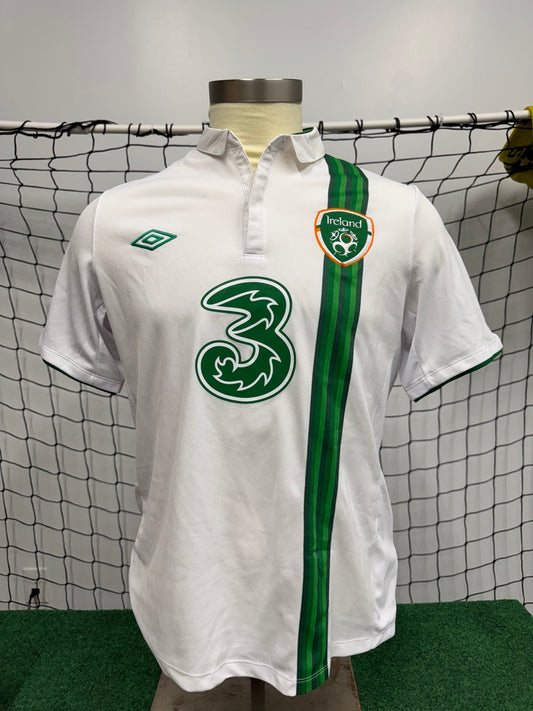 Ireland 2012/13 Away Shirt | Retro Screamers